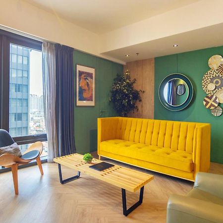 Tropicana 218 X Airlevate Suites George Town  Kültér fotó