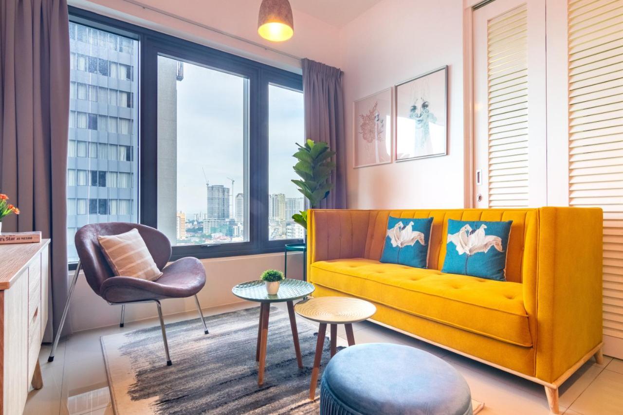 Tropicana 218 X Airlevate Suites George Town  Kültér fotó