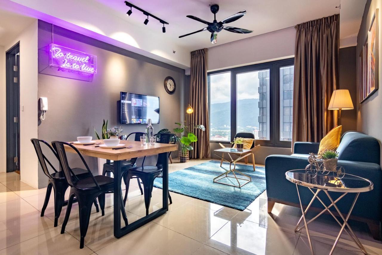 Tropicana 218 X Airlevate Suites George Town  Kültér fotó
