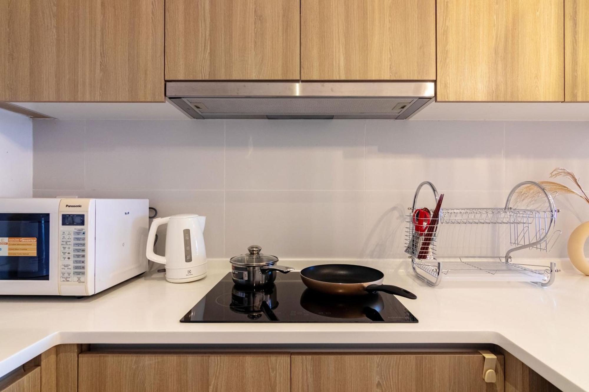 Tropicana 218 X Airlevate Suites George Town  Kültér fotó