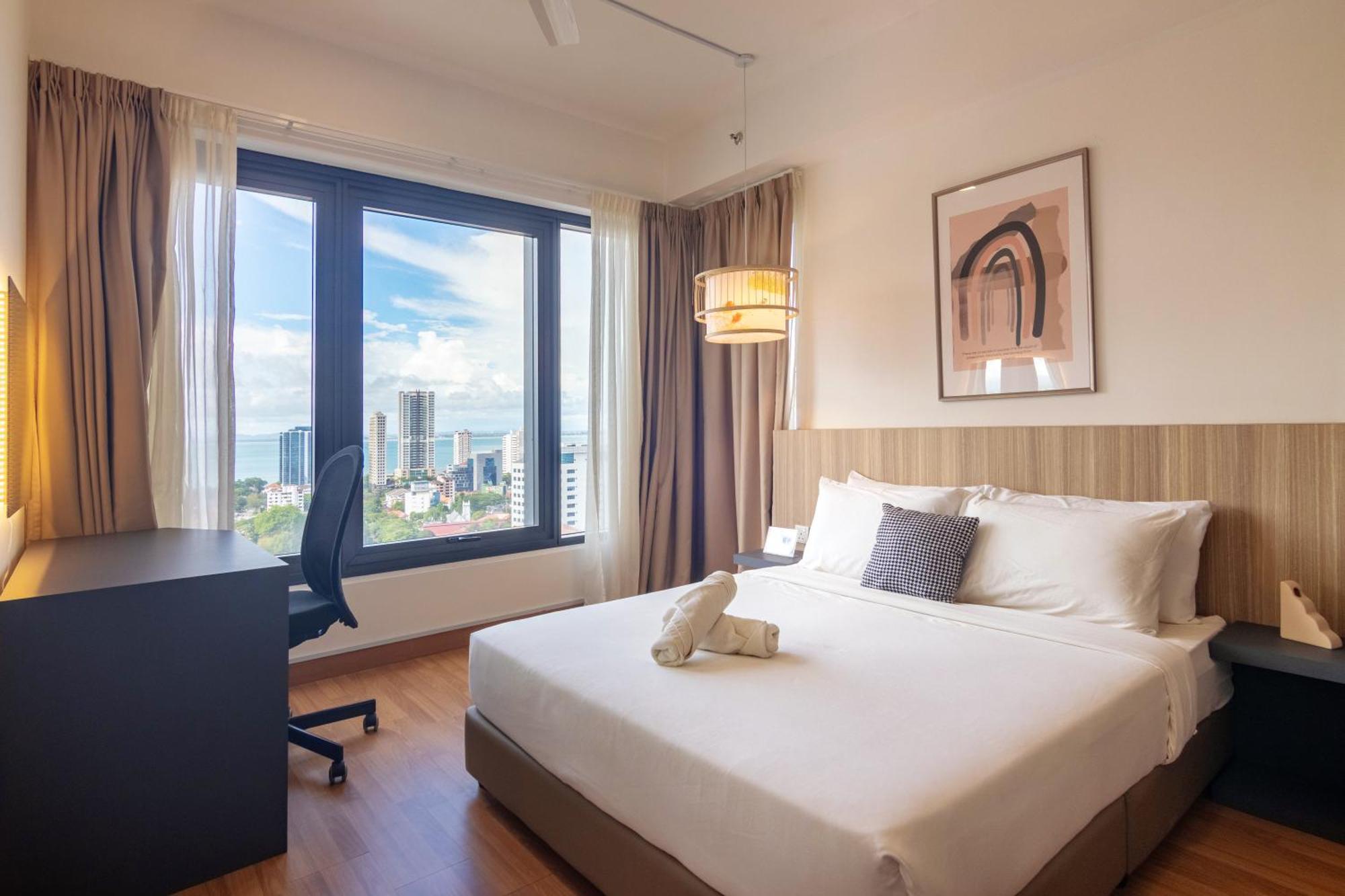 Tropicana 218 X Airlevate Suites George Town  Kültér fotó