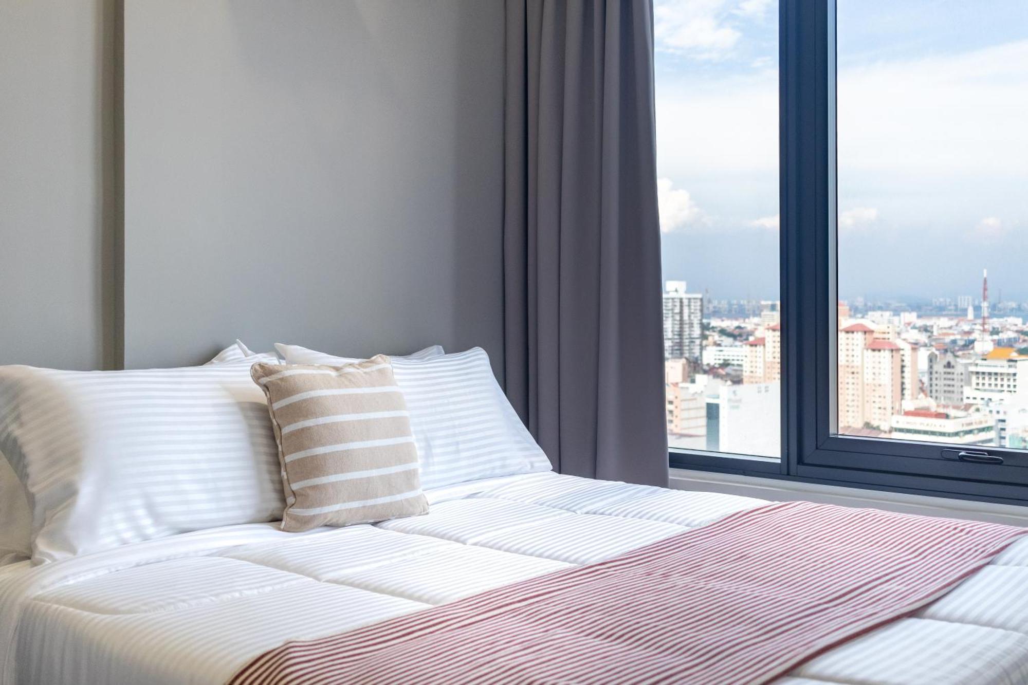 Tropicana 218 X Airlevate Suites George Town  Szoba fotó
