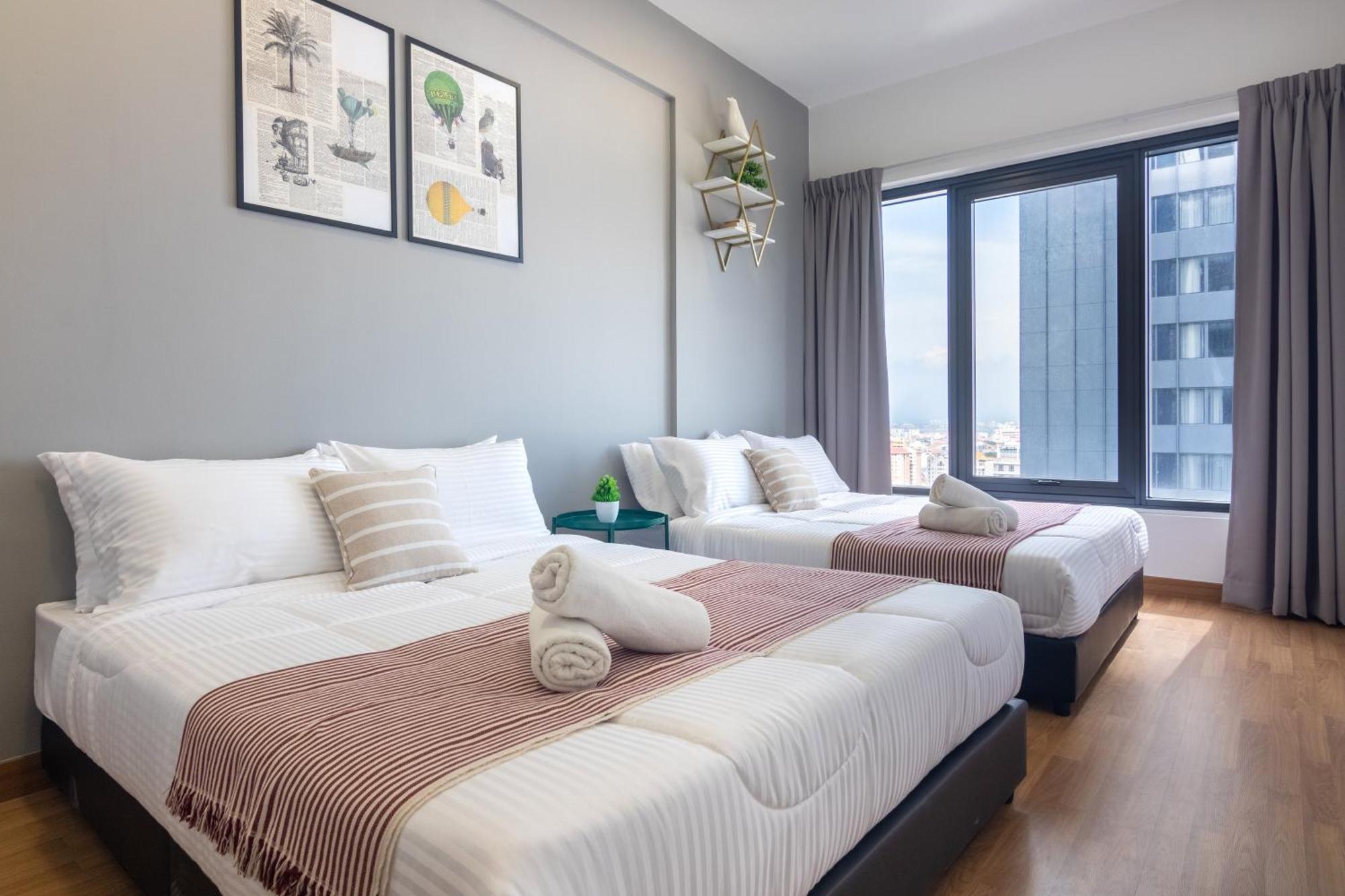Tropicana 218 X Airlevate Suites George Town  Szoba fotó