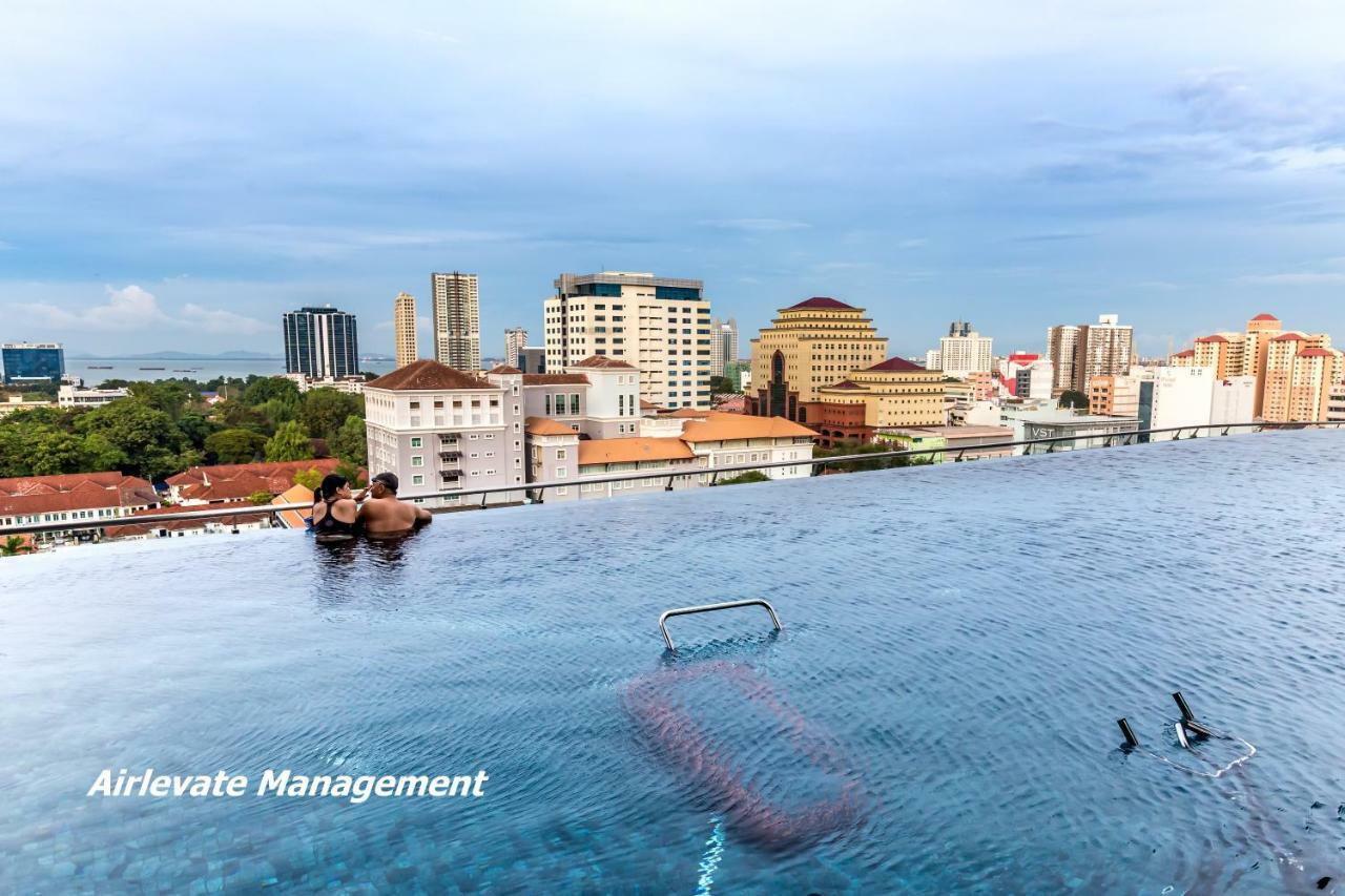 Tropicana 218 X Airlevate Suites George Town  Kültér fotó